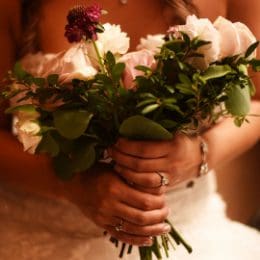 bride holding bouquet